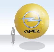 riesiger Heliumballon - Opel