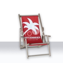 Holzliegestühle mit Firmenbranding "Liegestuhl Pfitzenmeier"